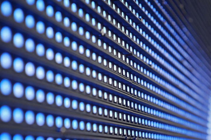 LED