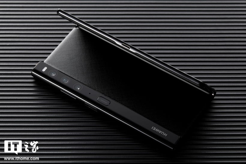 华为 Mate Xs 2